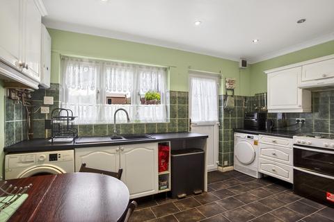 2 bedroom terraced house for sale, Mayeswood Road, London, SE12