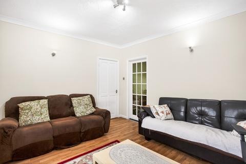 2 bedroom terraced house for sale, Mayeswood Road, London, SE12