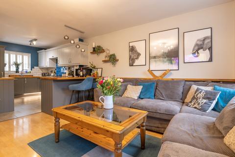 3 bedroom terraced house for sale, Ashcombe Crescent, Witney