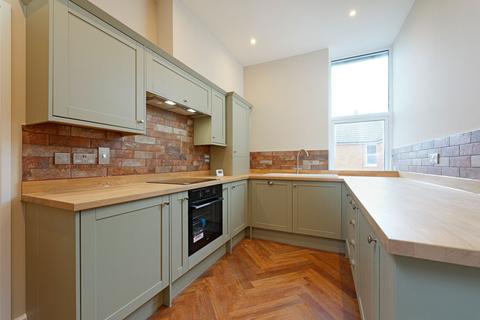 3 bedroom terraced house for sale, The Crescent, Sandgate, CT20
