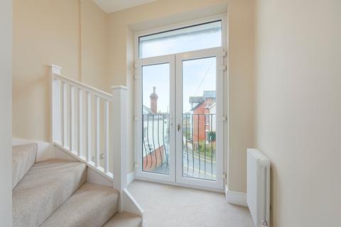 3 bedroom terraced house for sale, The Crescent, Sandgate, CT20