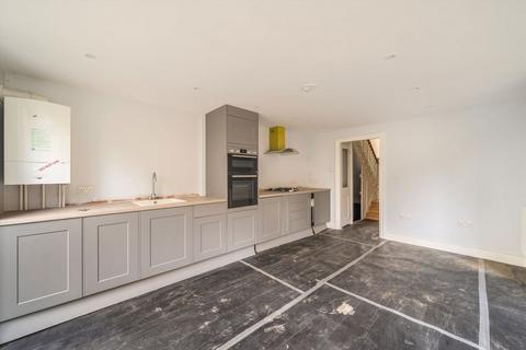 4 bedroom terraced house for sale, Elmfield Road, London SW17