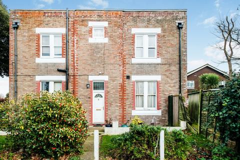 2 bedroom ground floor flat for sale, Ferringham Lane, Ferring, Worthing