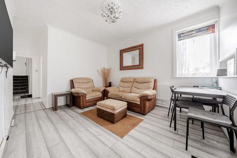 2 bedroom apartment for sale, St. Andrews Road, Southsea