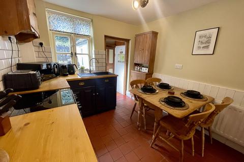 2 bedroom terraced house to rent, Buxton Road, Ashbourne