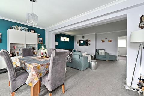 4 bedroom semi-detached house for sale, Anglesey Avenue, Farnborough GU14