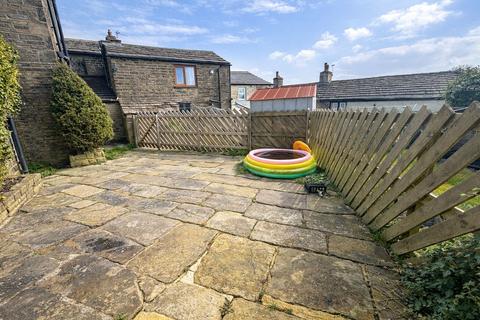 2 bedroom terraced house for sale, Roundfield Place, Thornton, Bradford