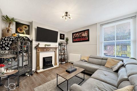 1 bedroom apartment for sale, Quayside Court, Harwich CO12