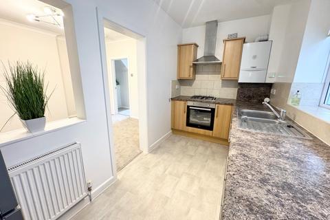 4 bedroom house to rent, Frampton Road, BOURNEMOUTH