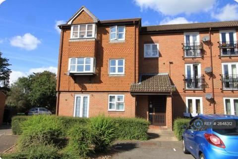1 bedroom flat to rent, Knowles Close, West Drayton, UB7