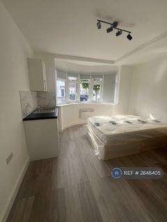 Studio to rent, Harrow, Harrow, HA3