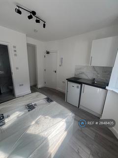 Studio to rent, Harrow, Harrow, HA3