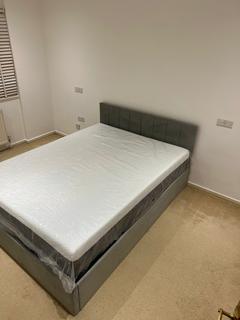 1 bedroom in a house share to rent, Court Wood Lane, Croydon CR0