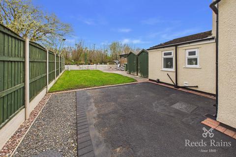 3 bedroom semi-detached house for sale, Cross Street, Northwich CW9