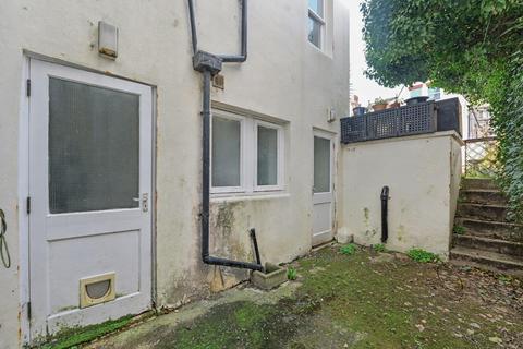 2 bedroom semi-detached house for sale, Basement Flat, 20 Brunswick Road, Hove, East Sussex, BN3 1DG