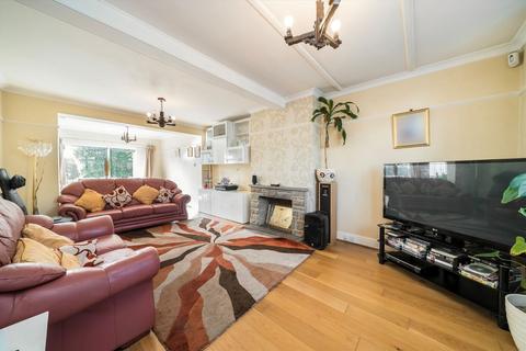 4 bedroom house to rent, Bennetts Avenue, Greenford UB6