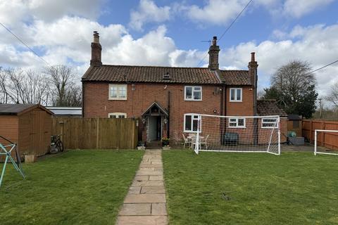 3 bedroom semi-detached house for sale, Well House Cottage, Hoe Road South, Swanton Morley, Dereham, Norfolk NR20 4PU