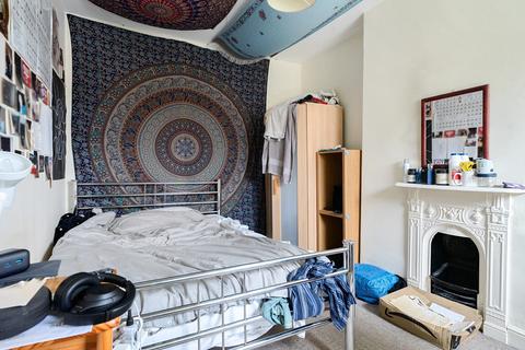 2 bedroom end of terrace house for sale, Landseer Road, Somerset BA2