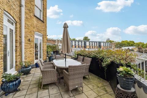 3 bedroom flat for sale, Princes Gate, Knightsbridge, SW7