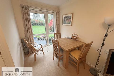 2 bedroom apartment for sale, Willow Close, Poynton