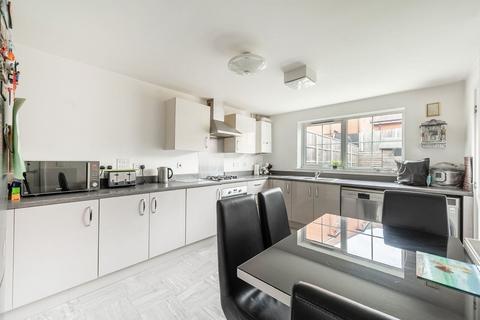 Hubert Crescent, Bushey, WD23