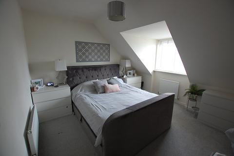 3 bedroom semi-detached house for sale, Whitebank Road, Greater Manchester OL8
