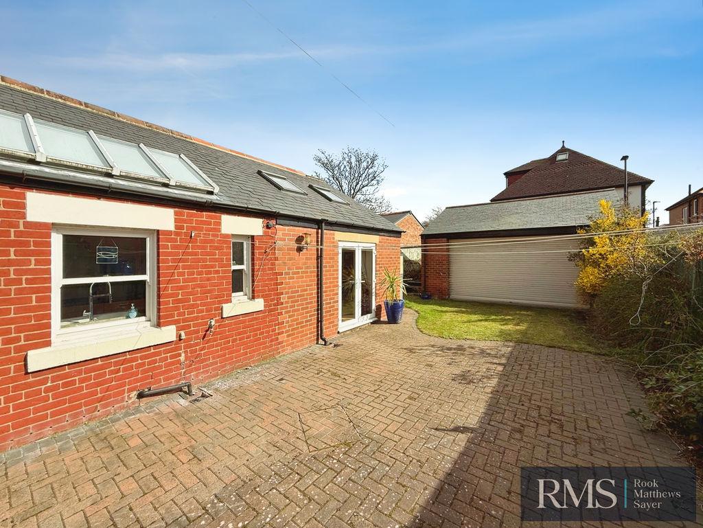 House in Newcastle upon Tyne, Coxlodge - View 4