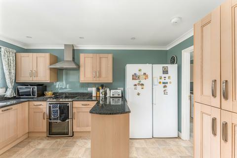 3 bedroom detached bungalow for sale, Park End, Croughton