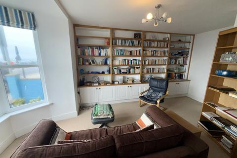 2 bedroom apartment for sale, South Marine Terrace, Aberystwyth SY23