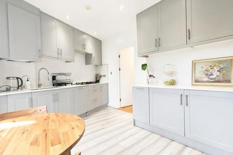 4 bedroom semi-detached house for sale, Stanmore HA7