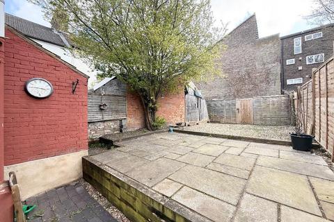 1 bedroom terraced house for sale, Frederick Street, High Town, Luton, Bedfordshire, LU2 7QS