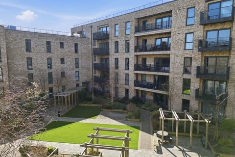 Flat - Canal Street, Milton Keynes MK9