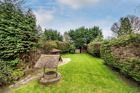 4 bedroom semi-detached house for sale, Newchapel Road, Lingfield, Surrey, RH7