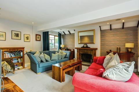 4 bedroom house for sale, Dents Grove, Tadworth, Surrey, KT20
