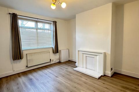 2 bedroom semi-detached house to rent, Manchester M23
