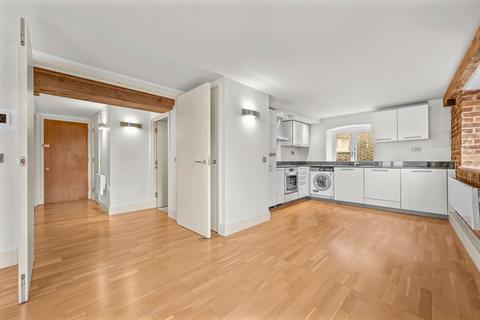 2 bedroom flat for sale, New Archers Court, 99 Rotherhithe Street, London, SE16