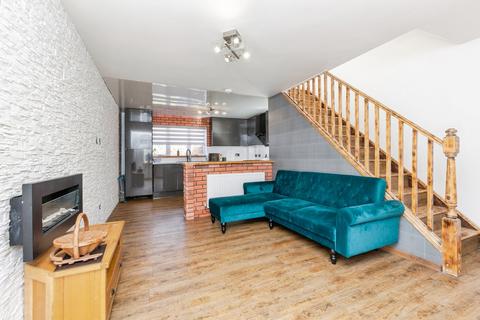2 bedroom end of terrace house for sale, Thomas Court, Darlington, Durham, DL1