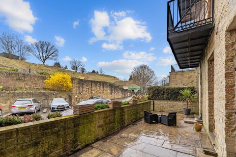 2 bedroom apartment for sale, Stainland Road, Halifax HX4