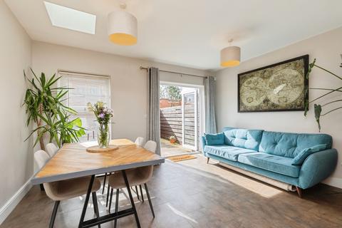 3 bedroom end of terrace house for sale, Hengaston Street, Bristol, Somerset, BS3