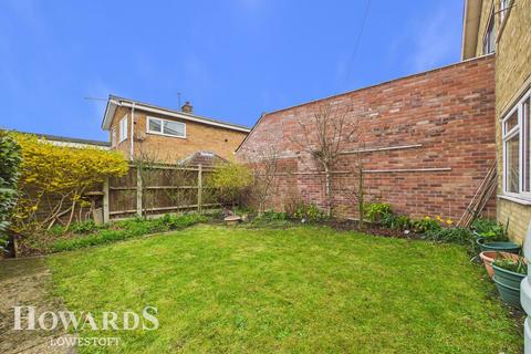 3 bedroom semi-detached house for sale, Beverley Close, South Oulton Broad