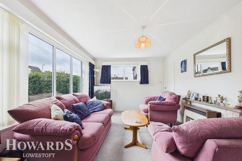3 bedroom semi-detached house for sale, Beverley Close, South Oulton Broad