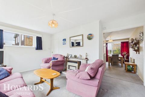 3 bedroom semi-detached house for sale, Beverley Close, South Oulton Broad