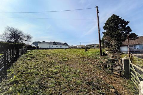 Land for sale, The Close, Lanner