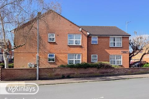 2 bedroom flat for sale, Winchester House, Taunton TA1