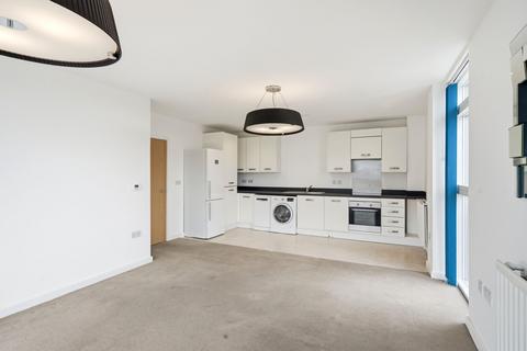 2 bedroom flat for sale, Lilywhite Drive, Cambridge, CB4