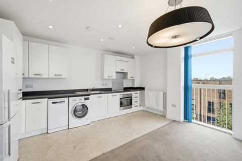 2 bedroom flat for sale, Lilywhite Drive, Cambridge, CB4
