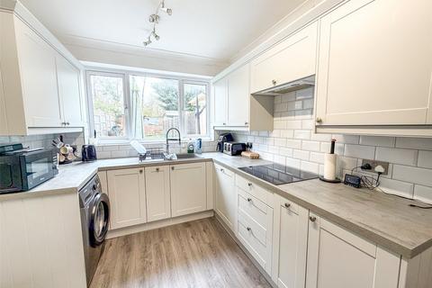 2 bedroom terraced house for sale, Newport Road, Hampshire GU12