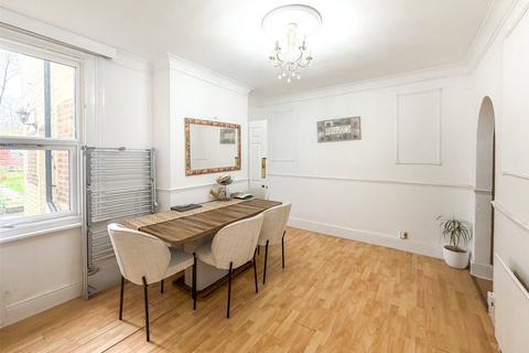 2 bedroom terraced house for sale, Newport Road, Hampshire GU12