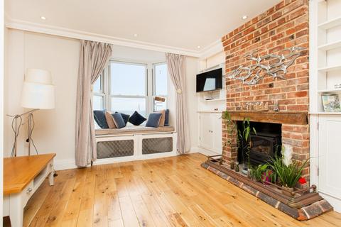 5 bedroom end of terrace house for sale, Central Parade, Herne Bay, Kent, CT6