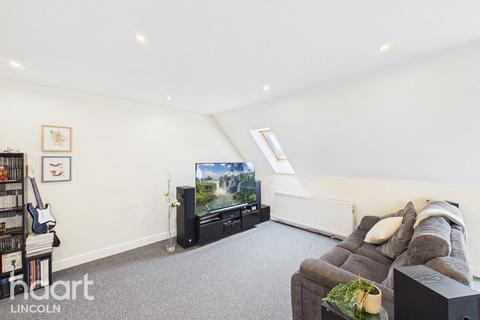2 bedroom apartment for sale, Willow Tree Close, Lincoln